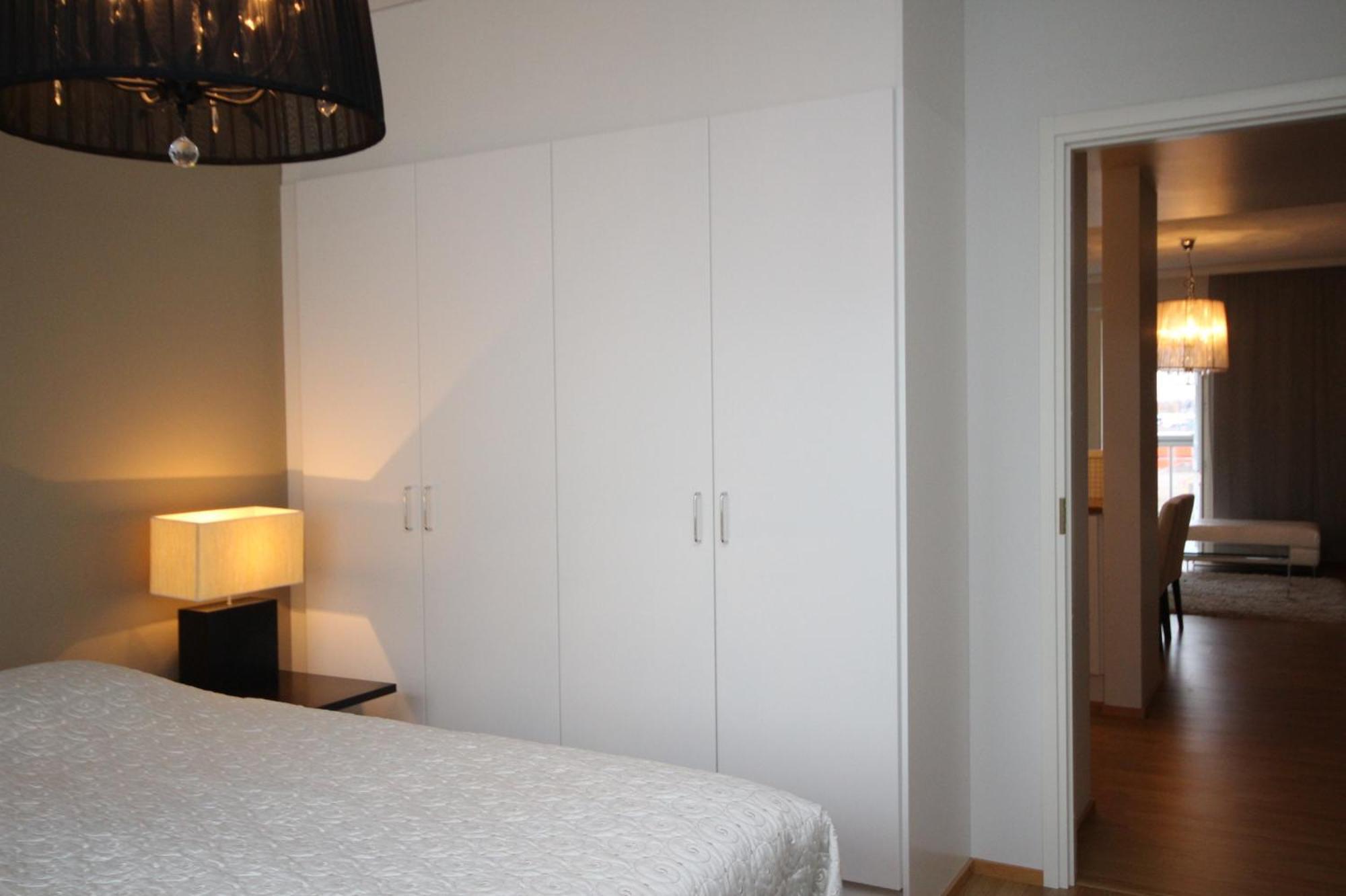 Gella Canalside Apartments With Sauna And Balcony In Address Saukonpaadenranta 4 Хельсинки Номер фото